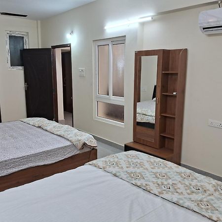 Penthouse Apartment มทุราย ภายนอก รูปภาพ